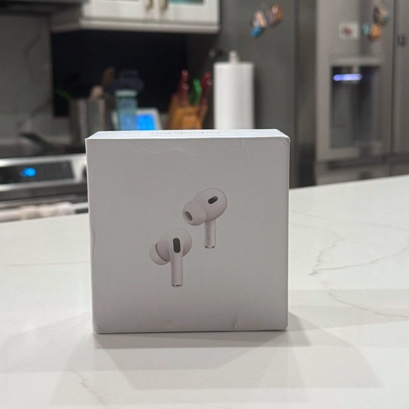 Airpods Pro 2 - Picture 2 of 3